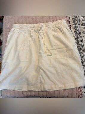 Martha Stewart Cream Drawstring Mini Skirt